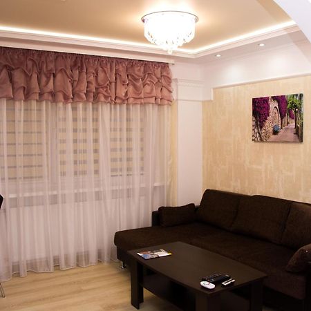 Apartment On "Mirgorod" ブレスト エクステリア 写真